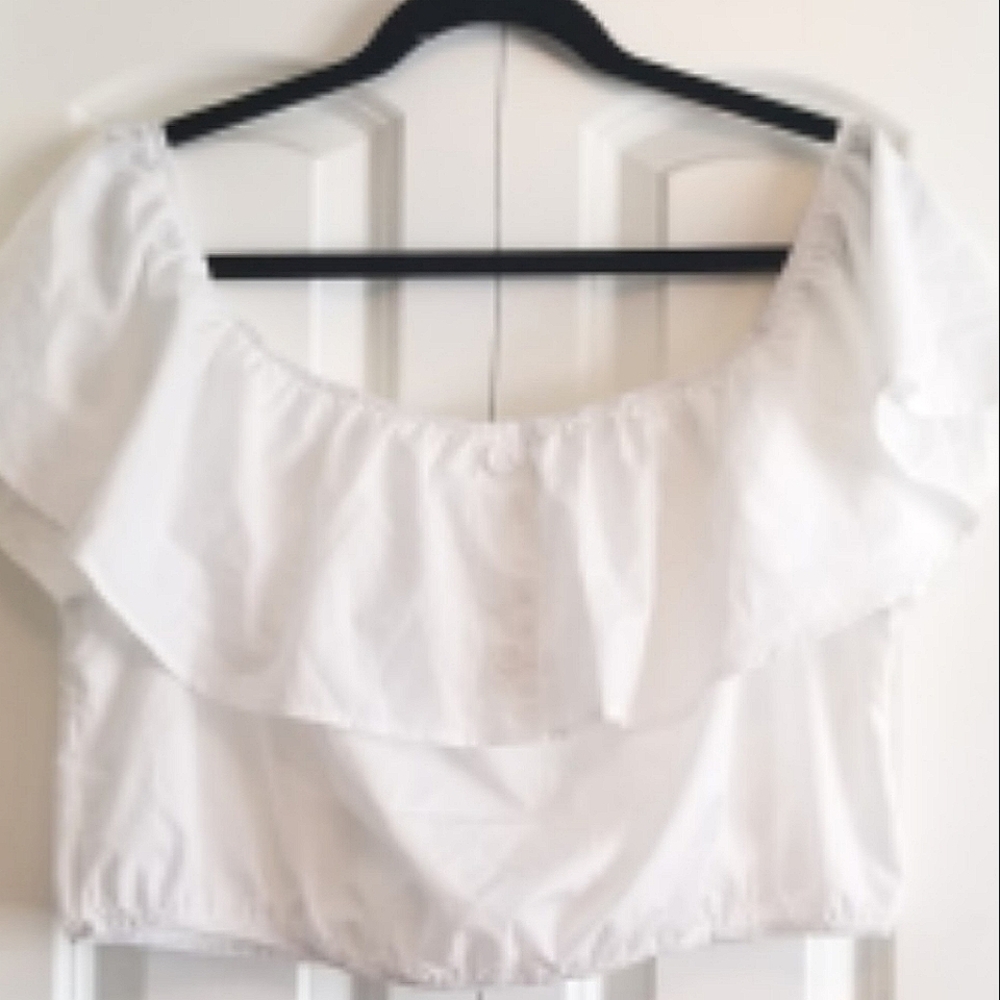 NWOT Shein Crop Top